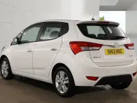 Used Hyundai ix20 Style 125 HP (91 kW) 2013 White Hatchback