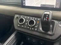 Used Land Rover Defender SE Dynamic 249 HP (183 kW) 2021 Brown SUV
