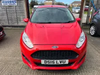 Used Ford Fiesta Zetec 2015 Red Hatchback