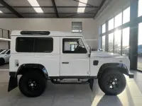 Used Land Rover Defender 122 HP (89 kW) 2013 White Estate