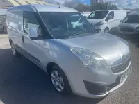Used Vauxhall Combo Sportive 95 HP (69 kW) 2017 Silver MPV