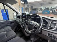 Usado Ford Transit Limited 185 HP (136 kW) 2022 Branco Van