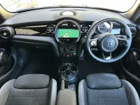 Używany Mini Cooper Hatch 134 KM (98 kW) 2022 Czerwony Hatchback