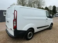 Usado Ford Transit Custom 130 HP (95 kW) 2020 Branco Van