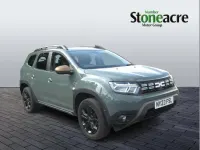 Used Dacia Duster Extreme 98 HP (72 kW) 2023 Green SUV