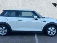 Begagnad Mini Cooper Classic 134 HK (98 kW) 2020 Vit Halvkombi