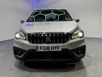Usado Suzuki SX4 SZ5 140 HP (102 kW) 2018 Prateado Citadino