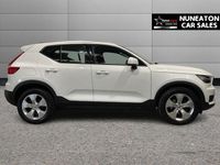 Used Volvo XC40 Momentum 163 HP (119 kW) 2022 White SUV