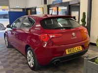 Used Alfa Romeo Giulietta Lusso 2012 Red Hatchback