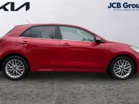 Used Kia Rio 99 HP (72 kW) 2017 Red Hatchback