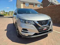 Used Nissan Qashqai N-Connecta 115 HP (84 kW) 2018 Silver SUV