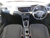 Used VW Polo SE 65 HP (47 kW) 2018 Red Hatchback