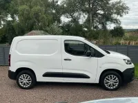 Used Citroën Berlingo 100 HP (73 kW) 2022 White MPV
