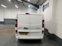 Begagnad Renault Trafic 2024 Vit Minibuss