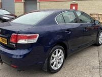 Usado Toyota Avensis 146 CV (107 kW) 2009 Azul Berlina