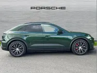 Used Porsche Macan 380 kW (517 HP) 2025 Green SUV