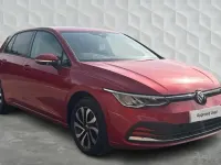 Second-hand VW Golf VIII Active 2022 Roșu Hatchback