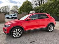 Used VW T-Roc SEL 150 HP (110 kW) 2021 Red SUV