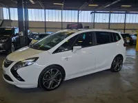 Used Vauxhall Zafira SRi 170 HP (125 kW) 2016 White MPV