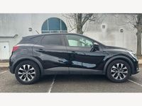 Used Renault Captur 142 HP (104 kW) 2023 Metallic  diamond black  SUV