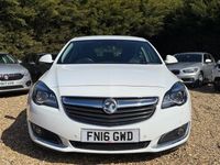 Used Vauxhall Insignia Elite 136 HP (100 kW) 2016 White Hatchback