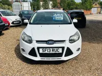 Used Ford Focus Zetec 2013 White Hatchback