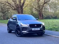 Usado Jaguar E-Pace R-Dynamic 180 CV (132 kW) 2019 Gris SUV