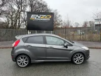 Begagnad Ford Fiesta ST-Line 100 HK (73 kW) 2017 Grå Halvkombi
