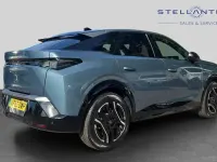 Used Peugeot e-3008 GT 152 kW (207 HP) 2025 Blue SUV