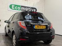 Used Toyota Yaris Hybrid T4 2013 Black Hatchback