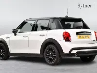 Used Mini Cooper Classic 134 HP (98 kW) 2023 White Hatchback