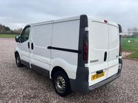 Used Renault Trafic 100 HP (73 kW) 2006 White MPV
