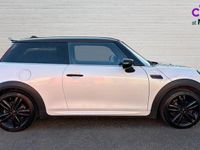 Usado Mini Cooper Premium 136 CV (100 kW) 2024 Blanco Utilitario