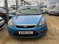 Używany Ford Focus Zetec 99 KM (72 kW) 2009 Niebieski Hatchback