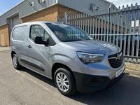 Used Vauxhall Combo Edition 100 HP (73 kW) 2019 Grey MPV