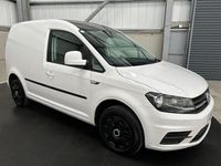 Begagnad VW Caddy Trendline 102 HK (75 kW) 2016 Vit Minibuss