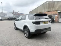Used Land Rover Discovery Sport Landmark 180 HP (132 kW) 2019 White SUV