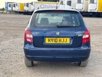 Used Skoda Fabia Elegance 90 HP (66 kW) 2010 Blue Hatchback