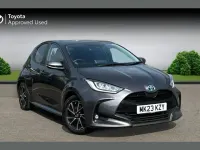 Used Toyota Yaris Hybrid Design 113 HP (83 kW) 2023 Grey Hatchback