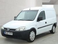 Used Vauxhall Combo 2008 White MPV
