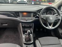 Used Vauxhall Astra Edition 143 HP (105 kW) 2021 Black Hatchback