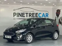 Usado Ford Fiesta Zetec 85 HP (62 kW) 2017 Preto Citadino