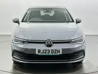 Używany VW Golf VIII Edition 131 KM (96 kW) 2023 Szary Hatchback
