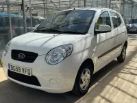 Used Kia Picanto 61 HP (44 kW) 2010 White Hatchback