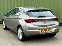 Used Vauxhall Astra Elite 150 HP (110 kW) 2016 Grey Hatchback