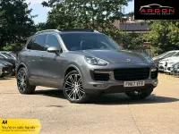 Used Porsche Cayenne Turbo 545 HP (400 kW) 2017 Grey SUV