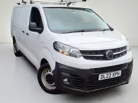 Second-hand Vauxhall Vivaro S 2022 Alb Monovolum