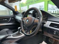Begagnad BMW 320 Sport Line 2012 Blå Sportkupé