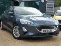 Używany Ford Focus Titanium 125 KM (91 kW) 2019 Niebieski Hatchback