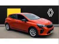 Used Renault Clio Evolution 90 HP (66 kW) 2024 Orange  Hatchback